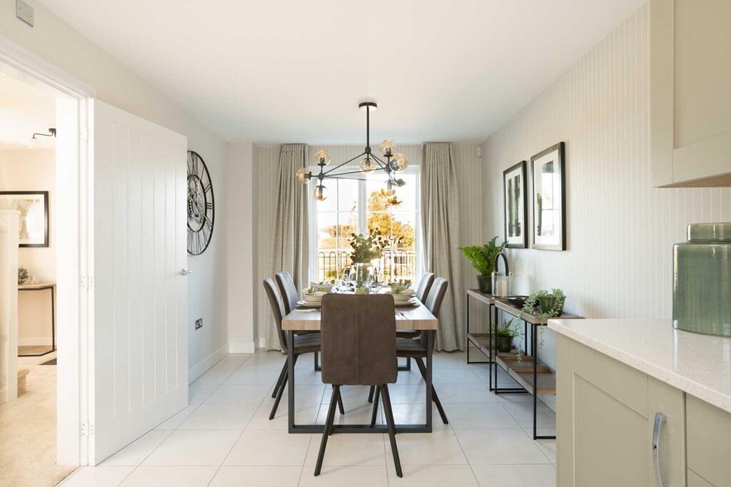 Main image of property: Bramcote Grange, Wentworth Drive, Nuneaton, Warwickshire, CV11 6NX