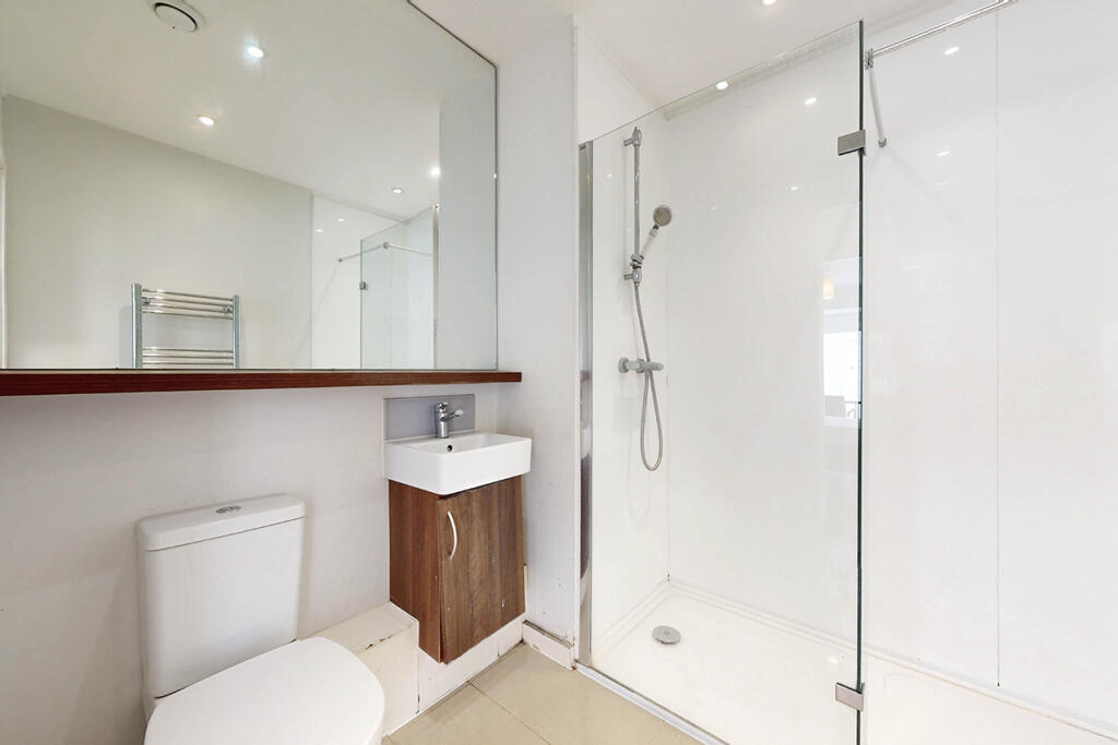 Apartment in London - View 4