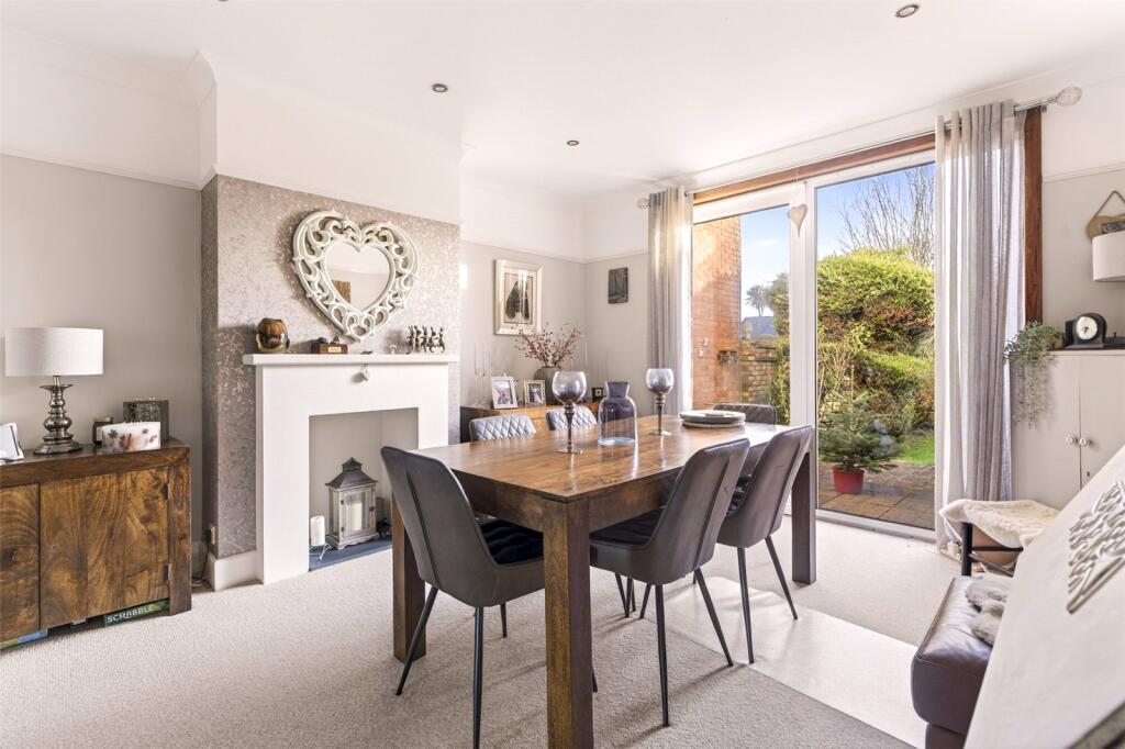 House in Brighton - More