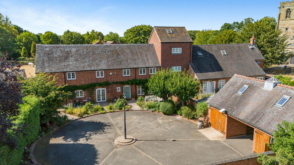 Main image of property: Church Road, Shackerstone, CV13 6NN