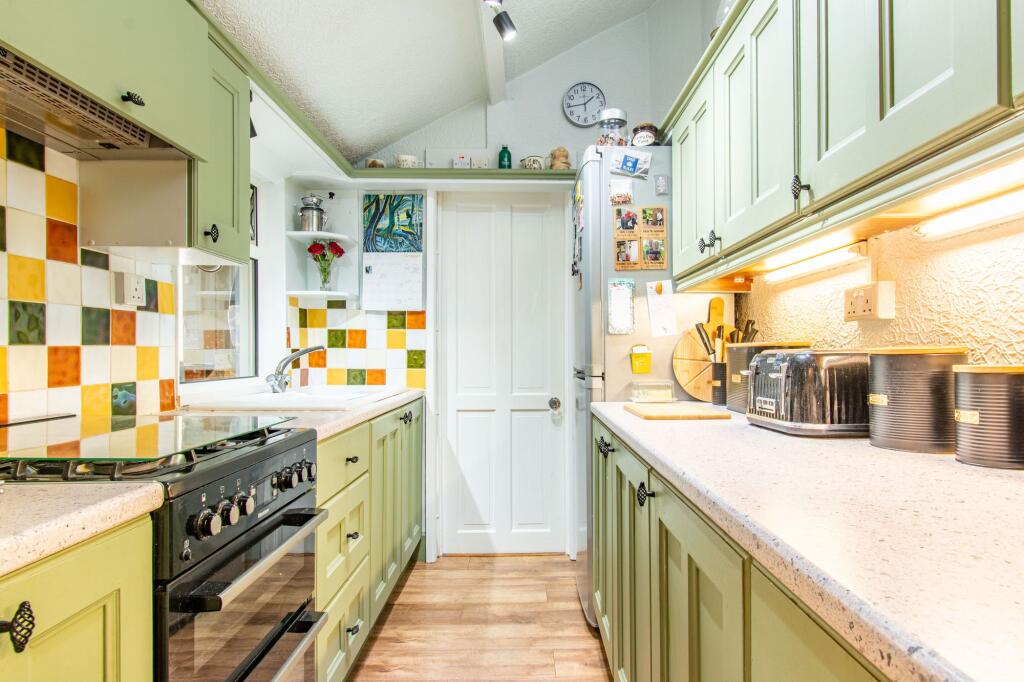 House in Liskeard, Lodge Hill, Cornwall - View 3