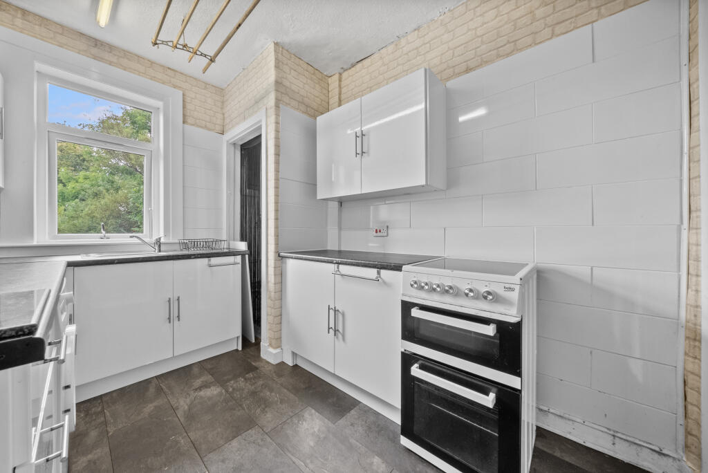 Apartment in Paisley - More