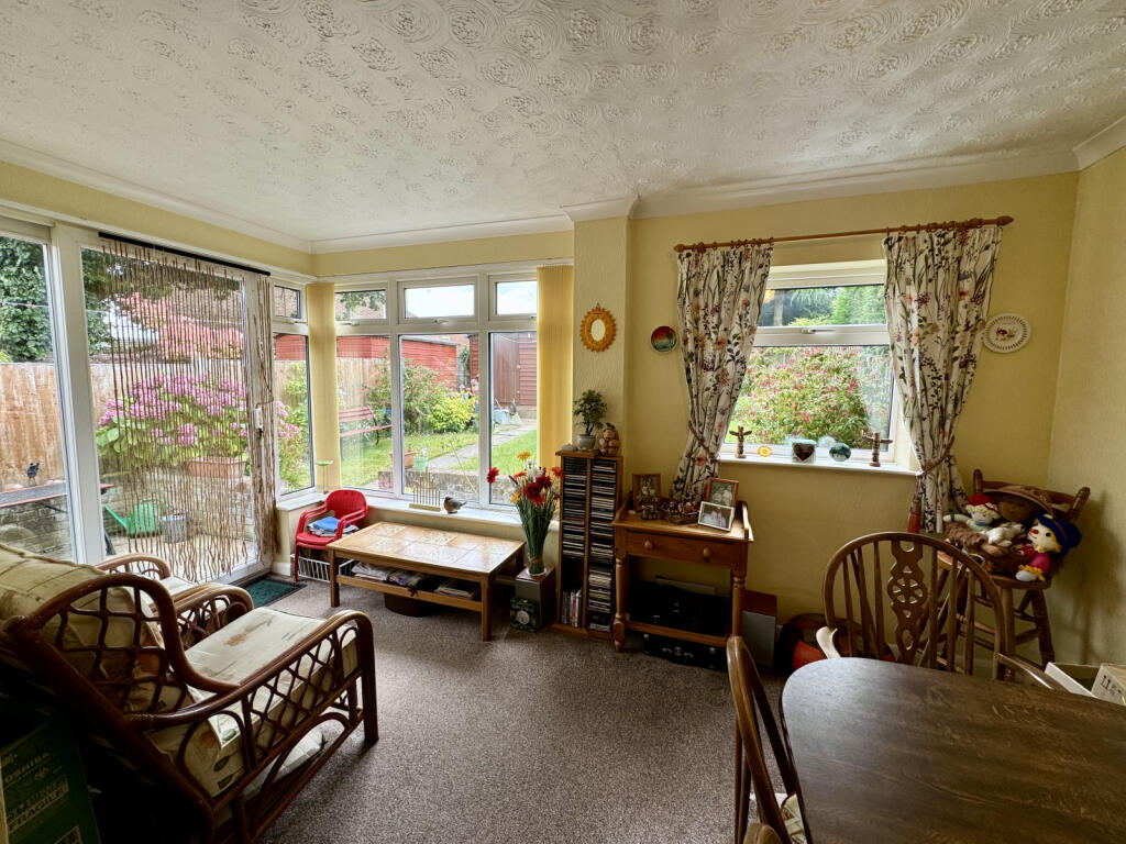 Canterbury Close, Beverley, HU17 8PS photo 4