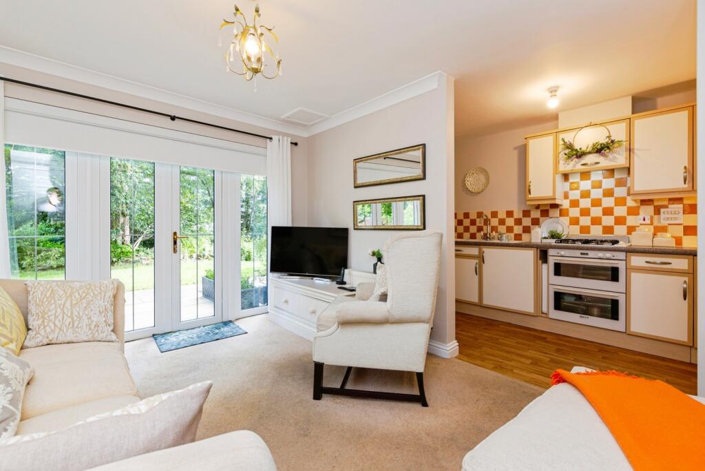 Greystones Drive, Darlington, Durham, DL3 photo 2