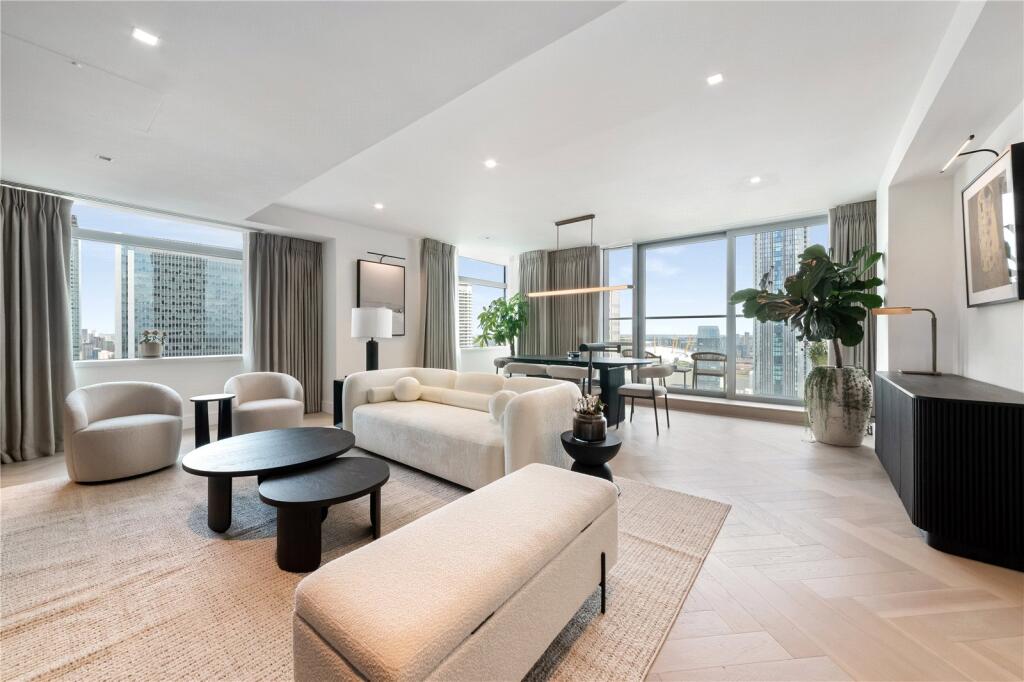 Main image of property: Pan Peninsula Square, London, E14