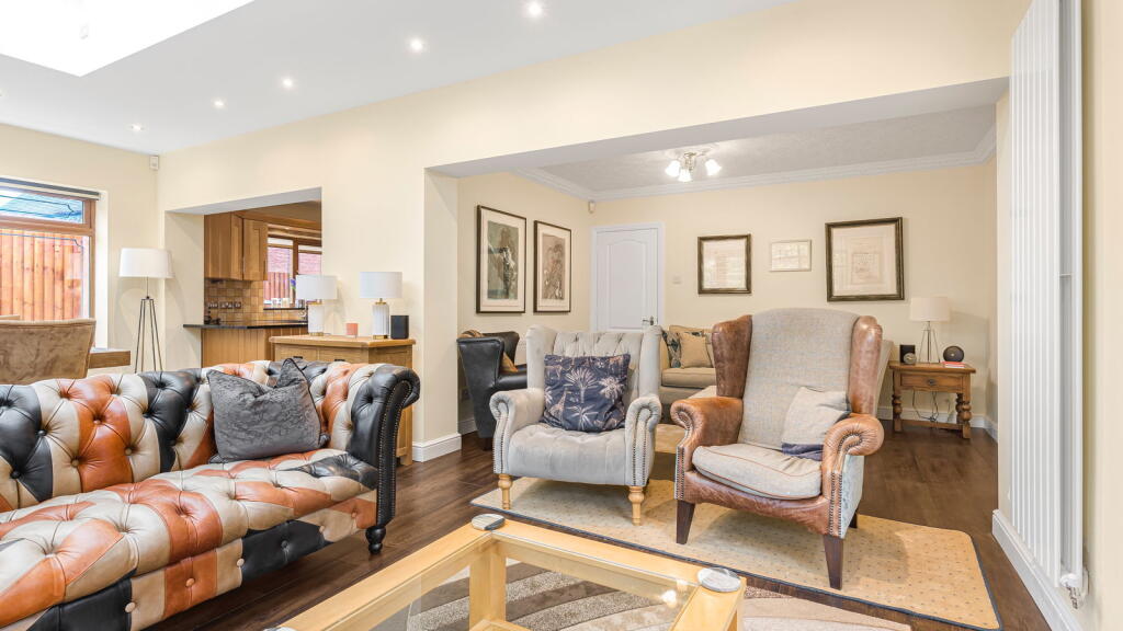 Additional image 10 of Middleton House, 2 The Uplands, Watling Street, Hints, B78 3DF