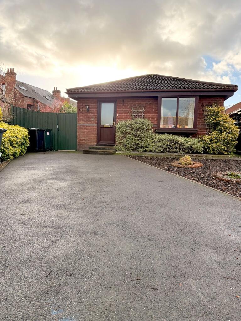 Main image of property: Avon Gardens, West Bridgford, Nottingham, Nottinghamshire, NG2