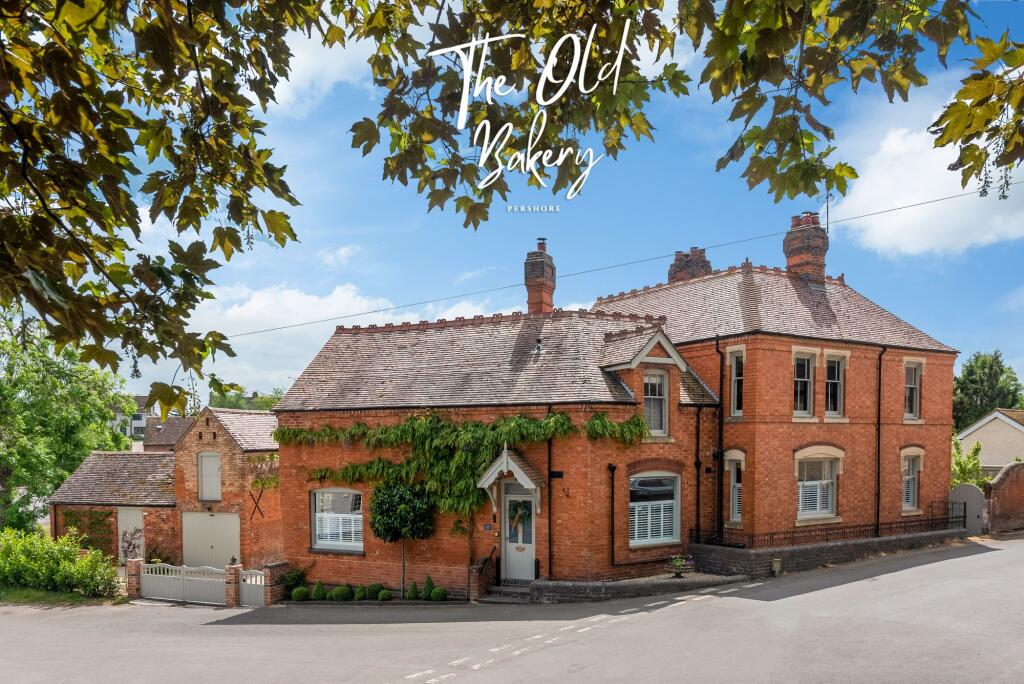 5-bed detached on Brook Lane, Charlton, WR10, £1,100,000