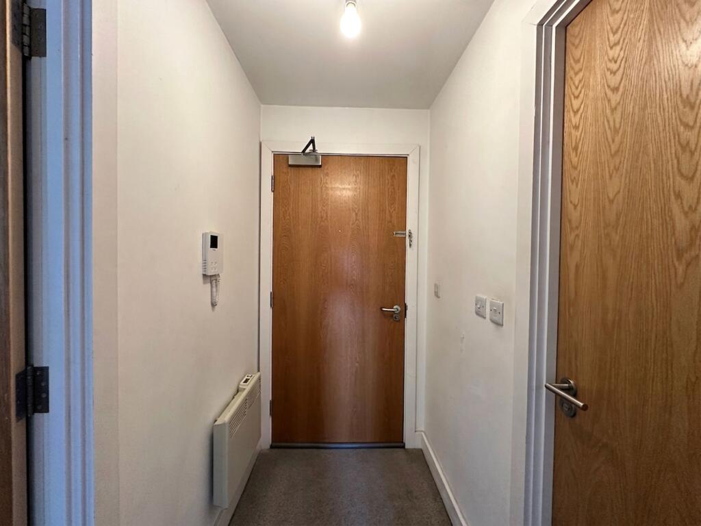 Apartment in Stockport, Heaviley, Shaw Heath - More