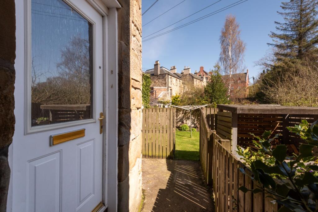 The Square, Penicuik, Midlothian, EH26 photo 2