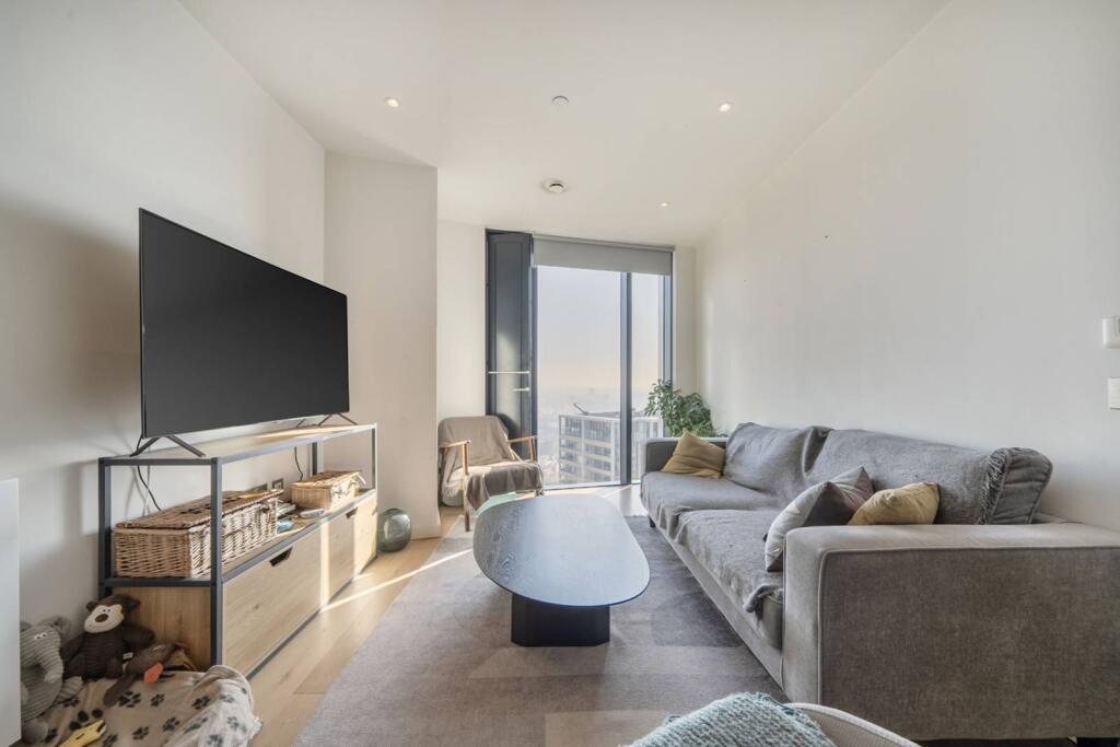 Main image of property: Walworth Road, Elephant and Castle, London, SE1