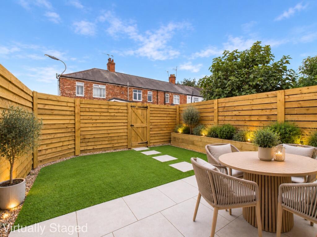 House in Cottingham, East Riding of Yorkshire - View 4