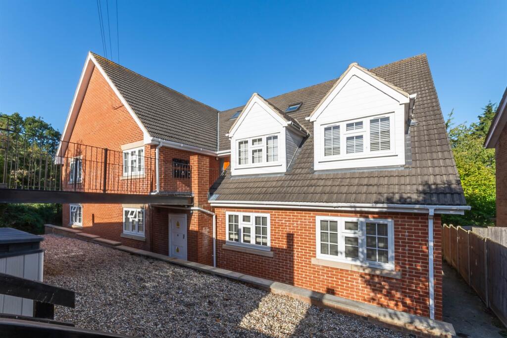 Main image of property: Beacon Hill, Maldon