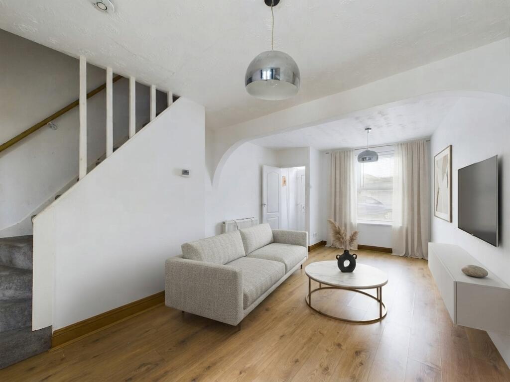House in Portsmouth - View 2