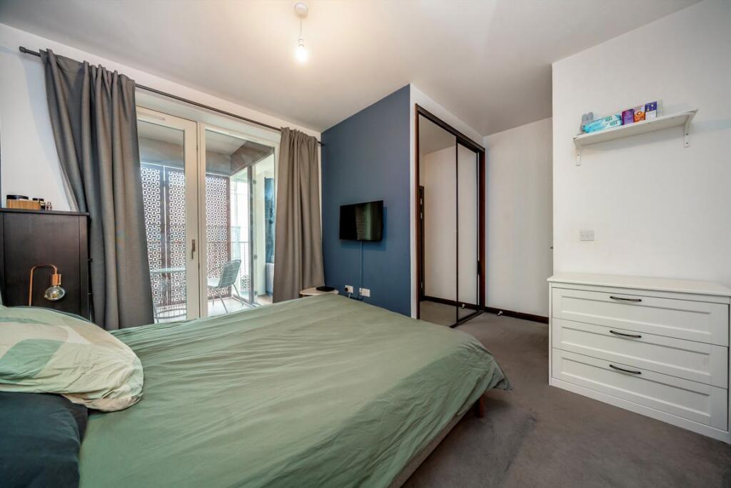 Apartment in London - View 5