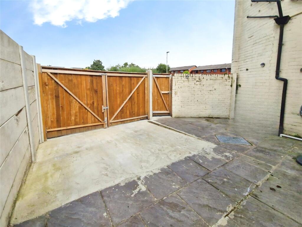 House in Manchester - More