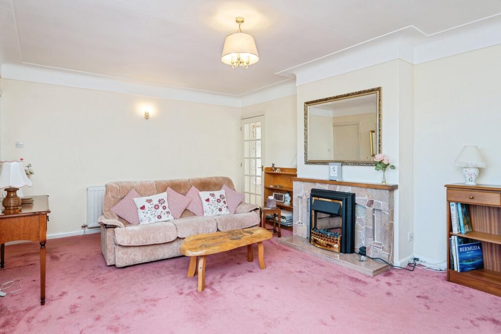 Myrtle Avenue, Higher Kinnerton, Chester, Flintshire, CH4 photo 4