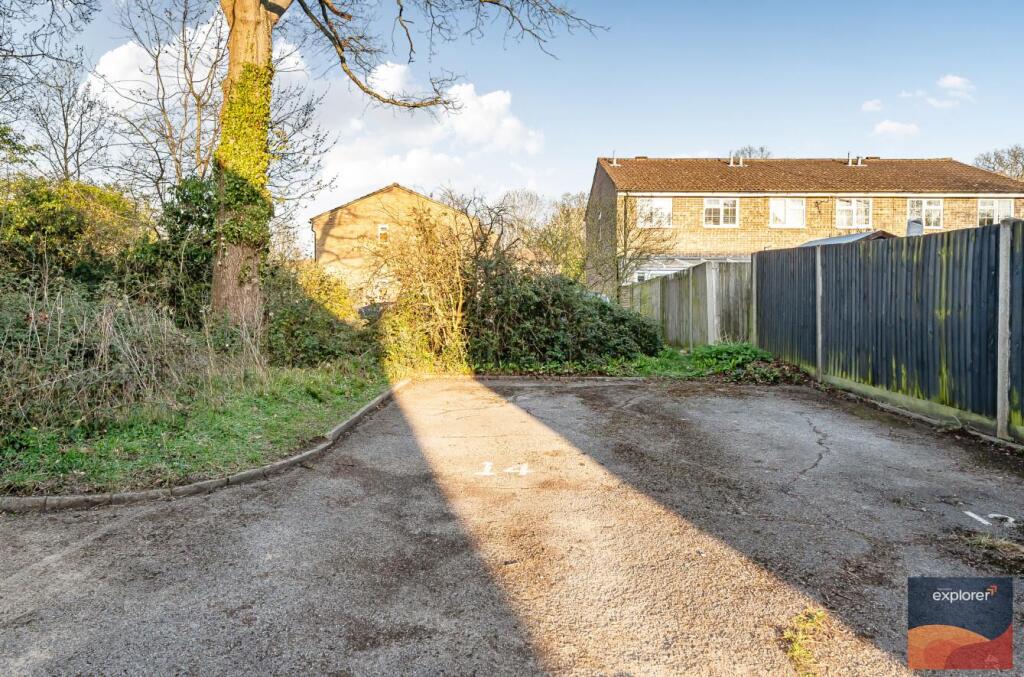 Oakwood, Chineham, RG24 photo 2
