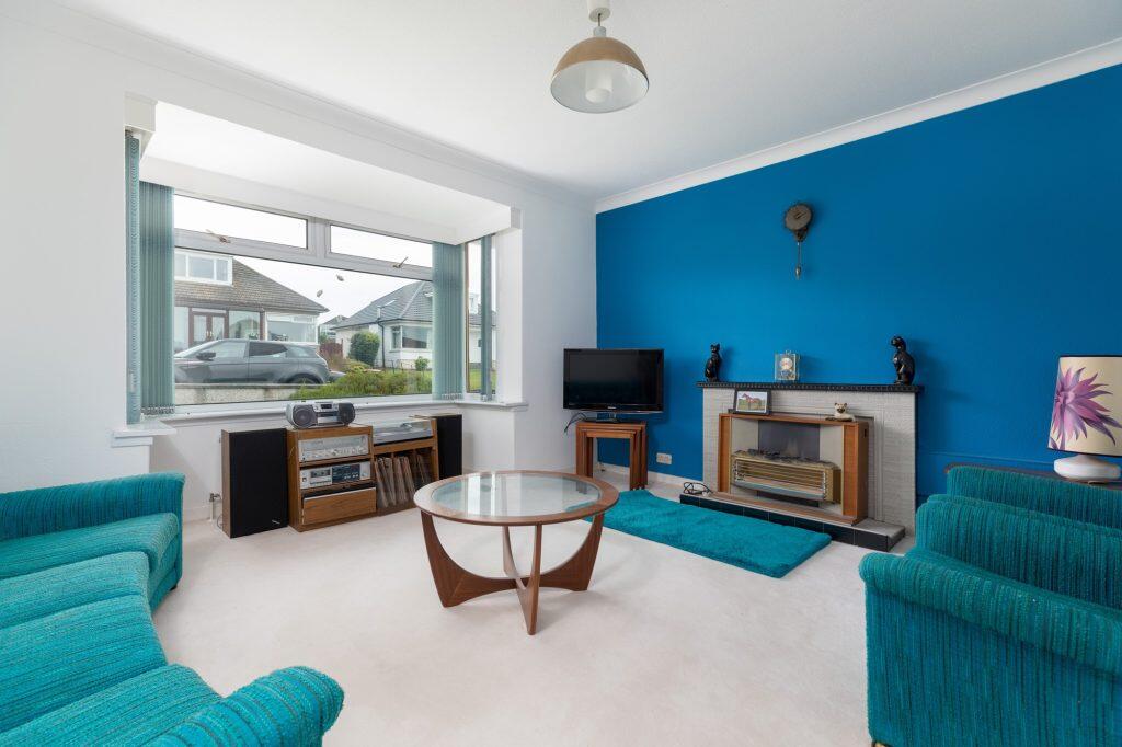 Arisdale Crescent, Newton Mearns photo 4