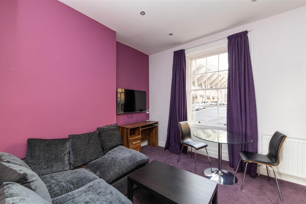 Apartment in Newcastle upon Tyne, Tyne and Wear - More
