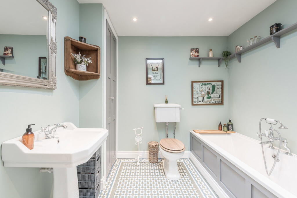 Additional image 42 of Hollyfield Road South, Sutton Coldfield, B76 1NX