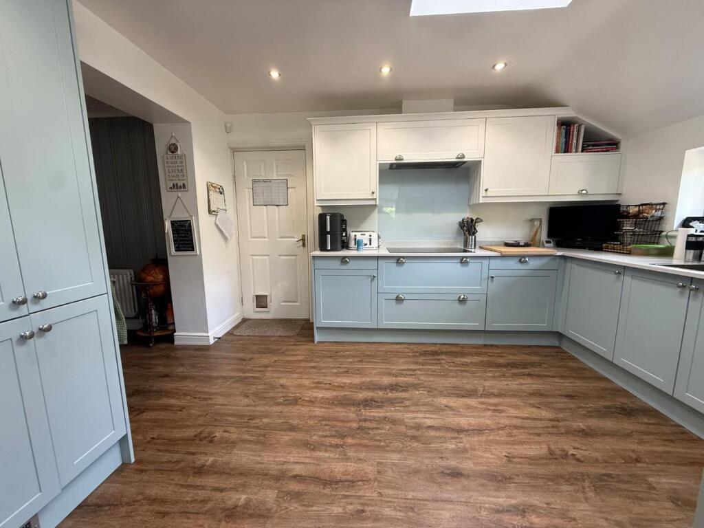 House in Northampton - View 3