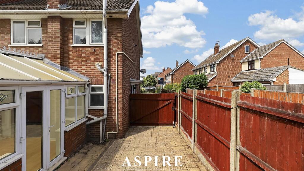 House in Thurrock, Essex - More