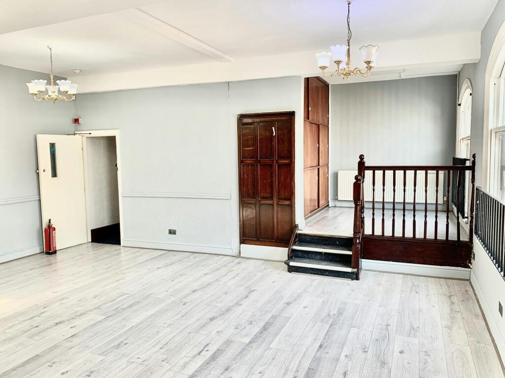 Suite1011.jpg