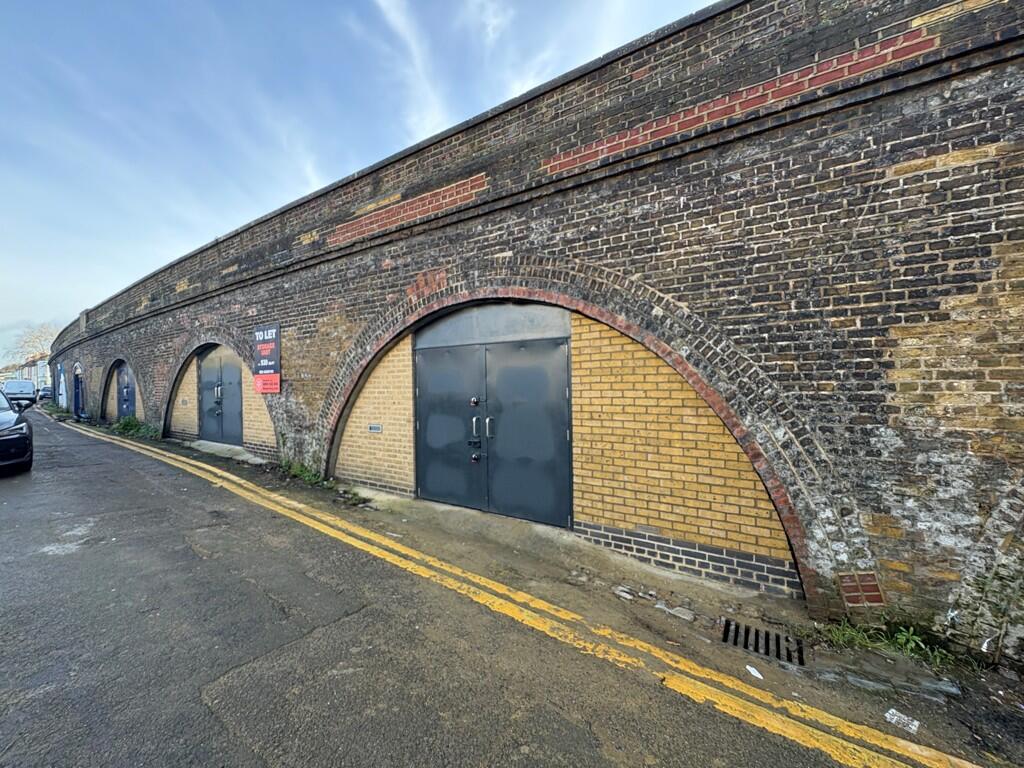 Main image of property: Arch 1008, Railway Arches, Barton Road, Strood, Rochester, Kent, ME2 3EL