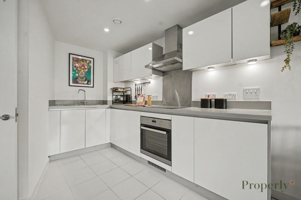 Apartment in London - View 4