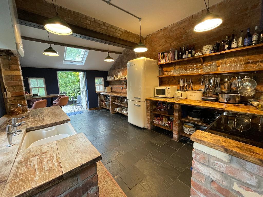 Main image of property: Westbourne Avenue, Hull, HU5 3HR