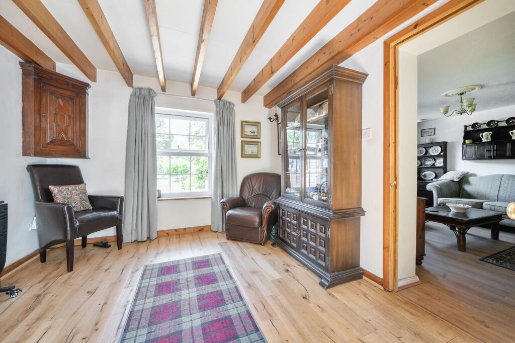 Taylors Field, Midhurst, GU29 photo 4