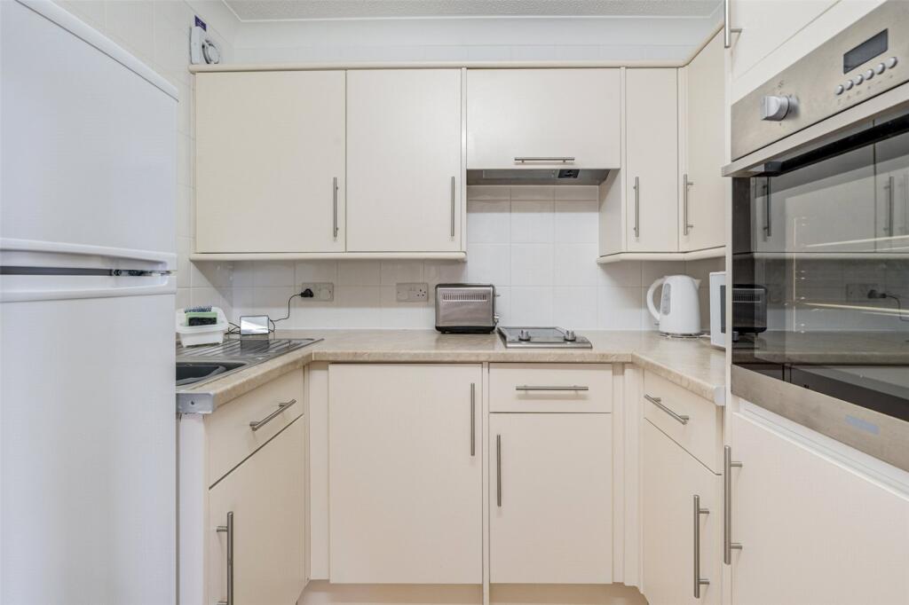 Heene Road, Worthing, West Sussex, BN11 - View 4