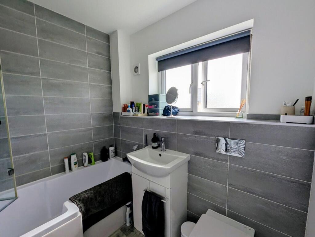 House in Dorchester - View 5