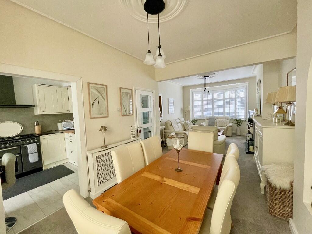 3-bed terraced on Westcliff-On-Sea, Essex, SS0, £405,000