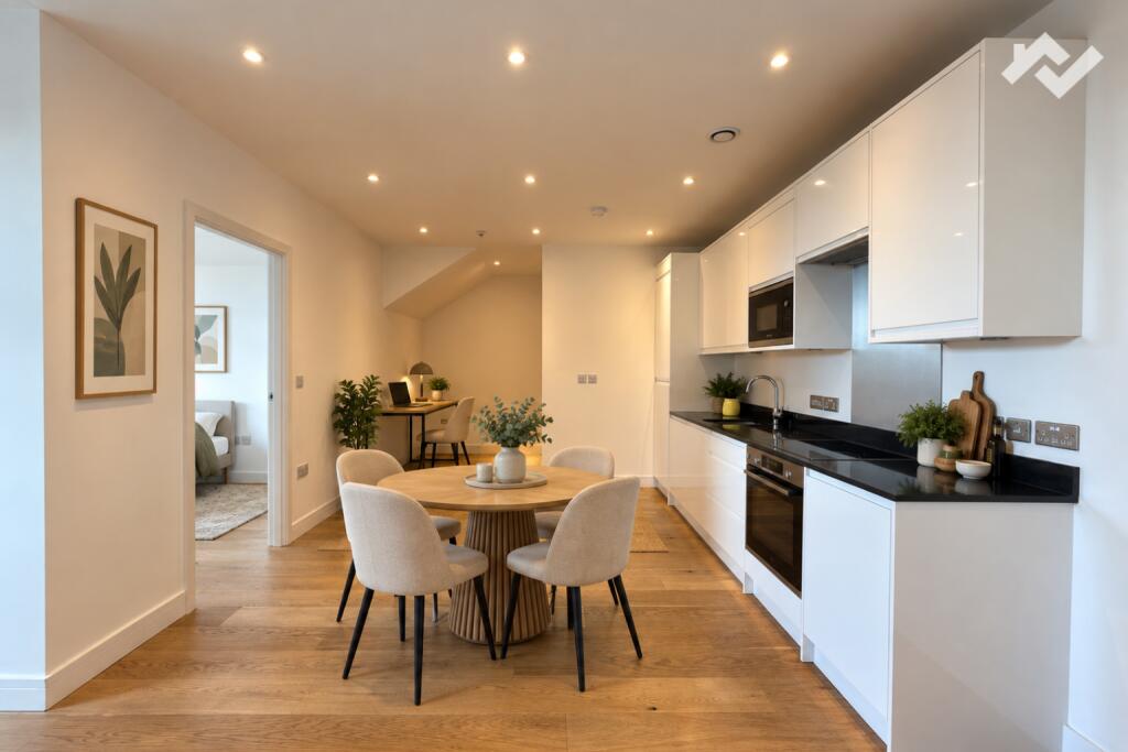 Apartment in Chertsey - More