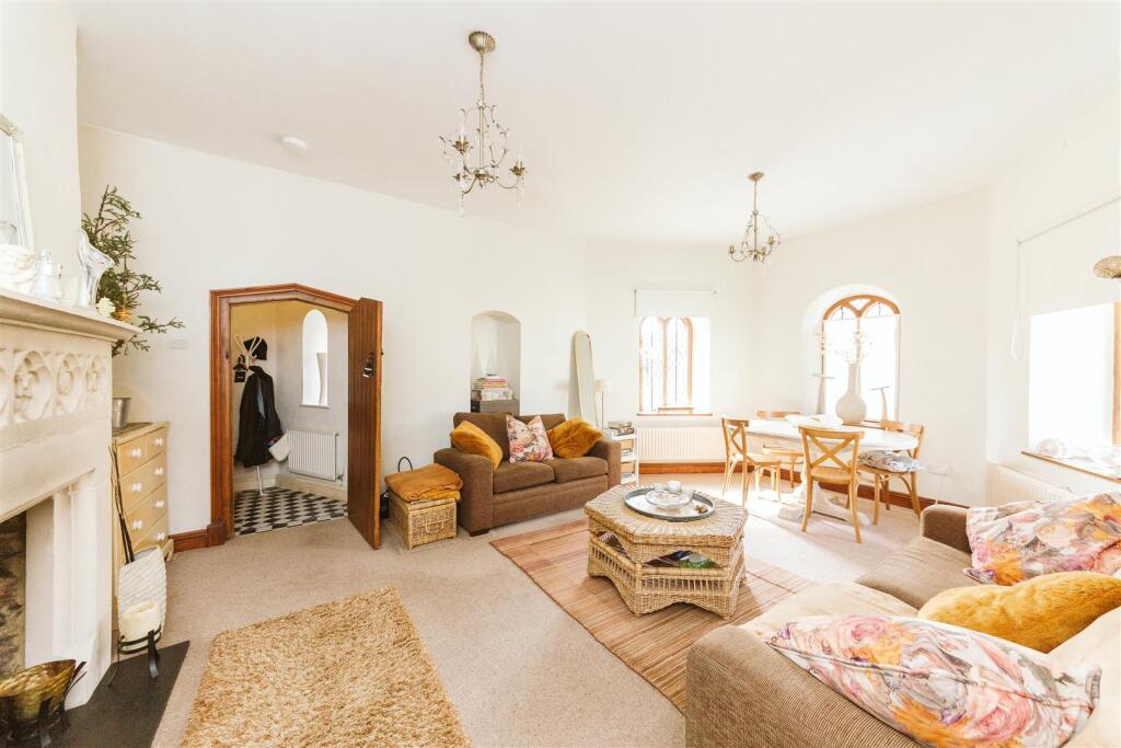 House in Bristol, Downend, Downend and Bromley Heath - View 5