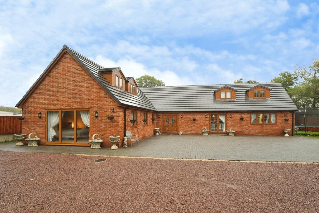 Main image of property: Southend Lane, Newent, Newent, Gloucestershire