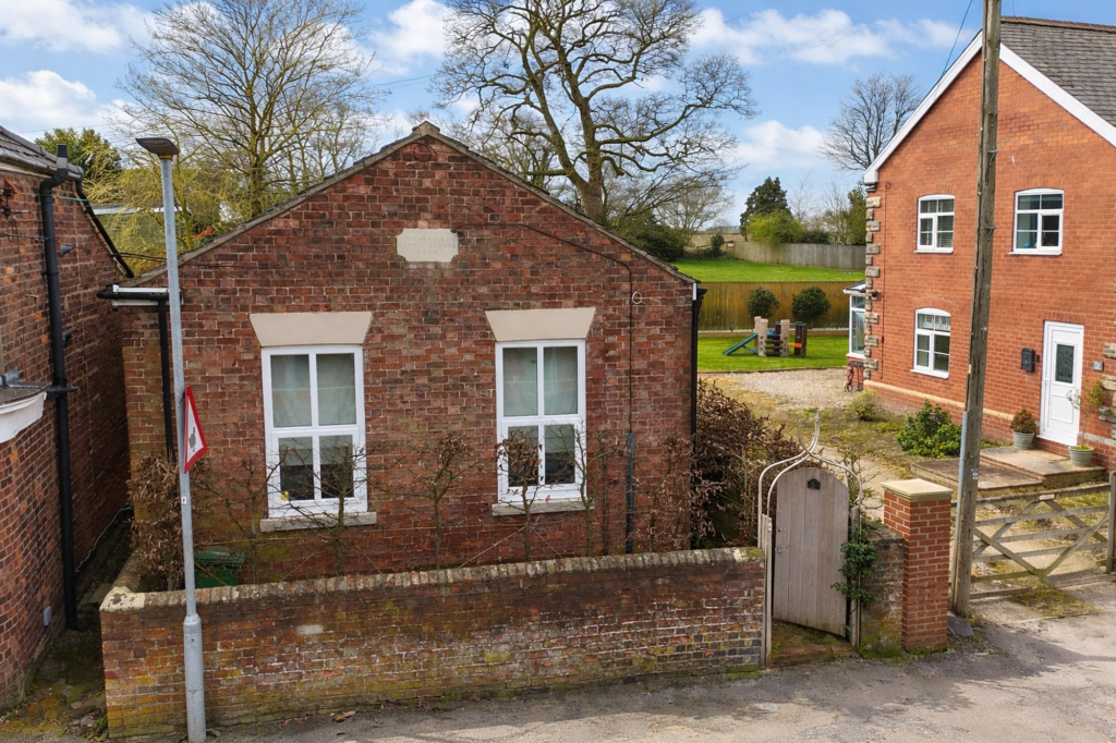 Main image of property: High Street, Wootton, DN39