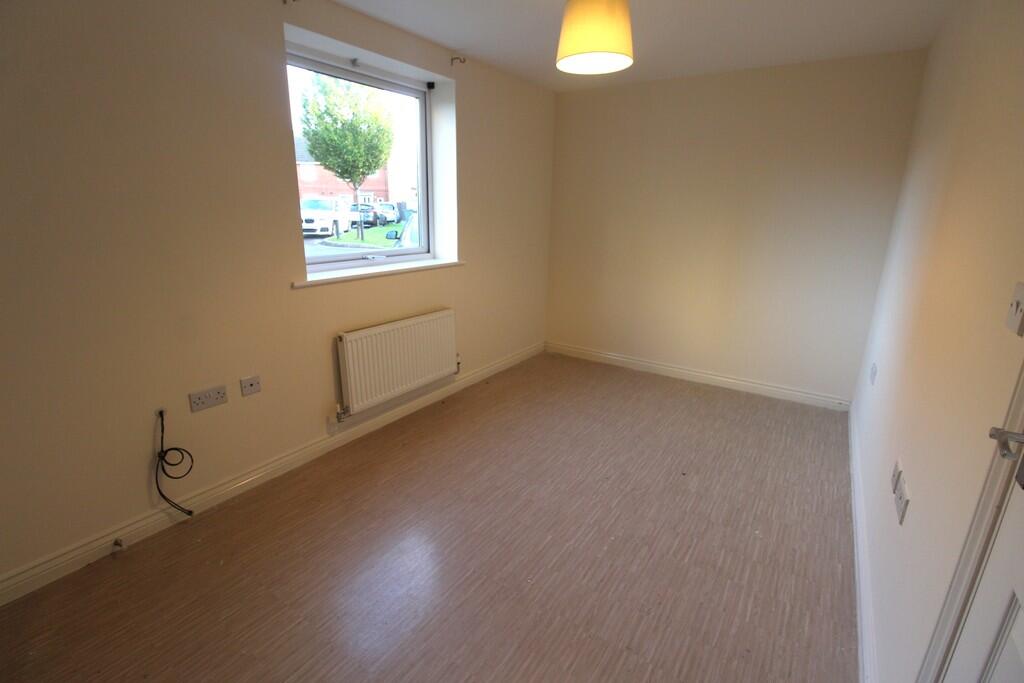 Apartment in Portsmouth - View 4