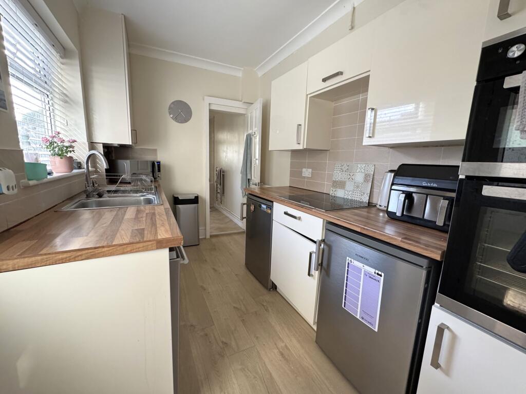 High Bank Road, Burton-On-Trent, DE15 photo 4