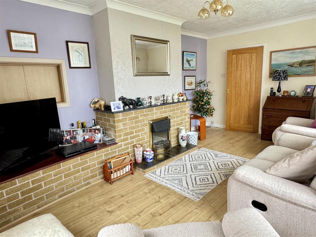 House in St Austell, Cornwall - More