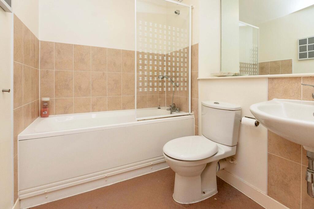 Apartment in Birmingham - More