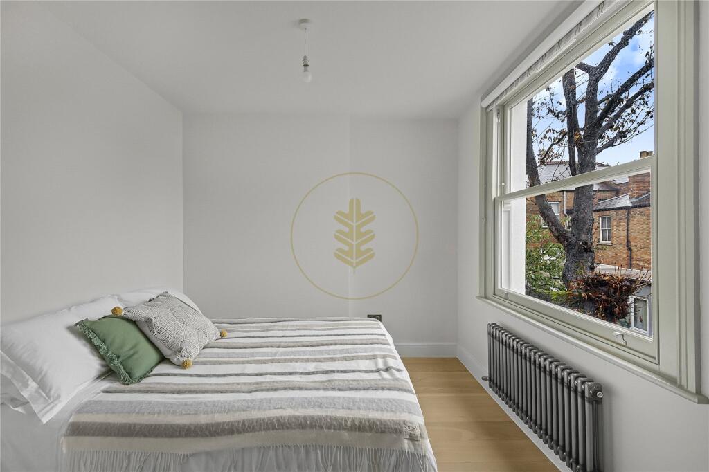 Apartment in London - More