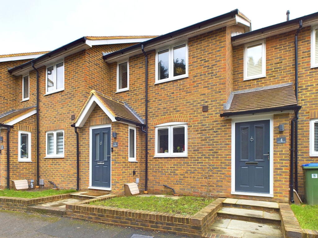 Main image of property: Ridgehurst Drive, Horsham, West Sussex, RH12 1EF