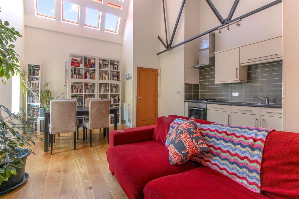Apartment in Norwich - View 2