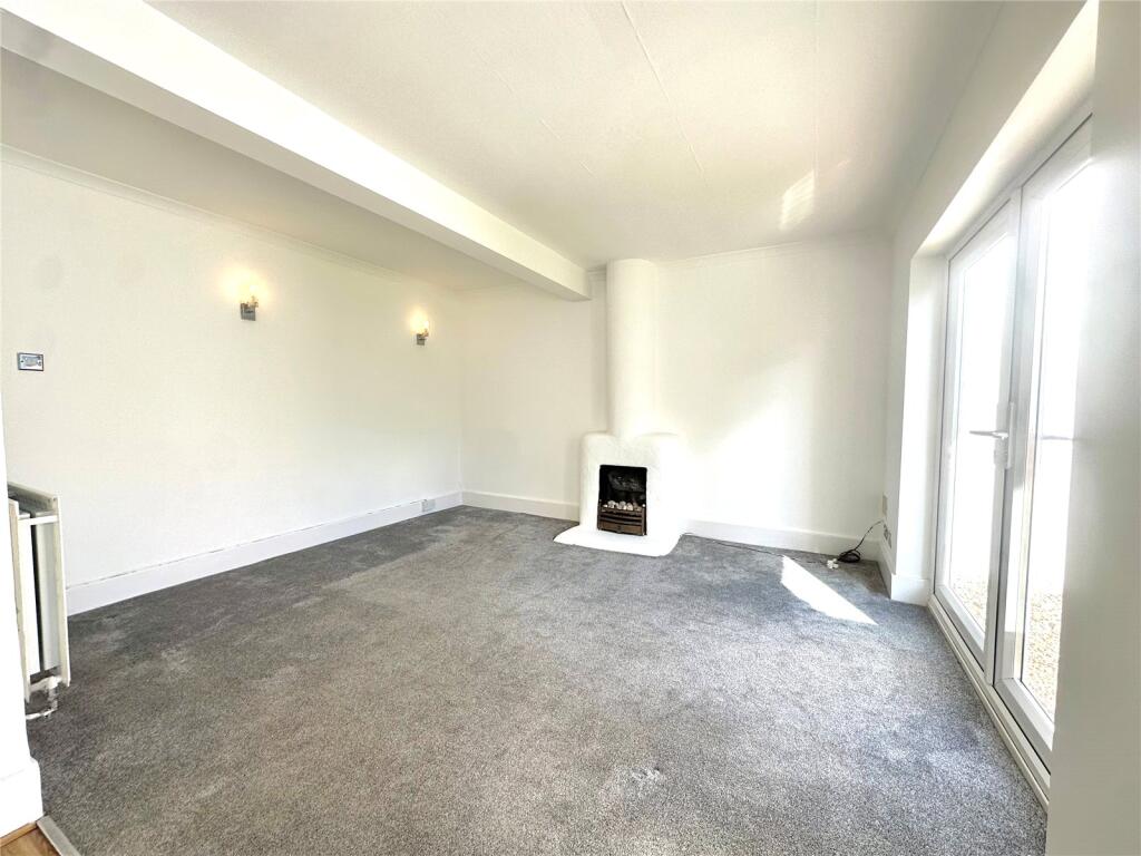 Apartment in Swindon - View 4