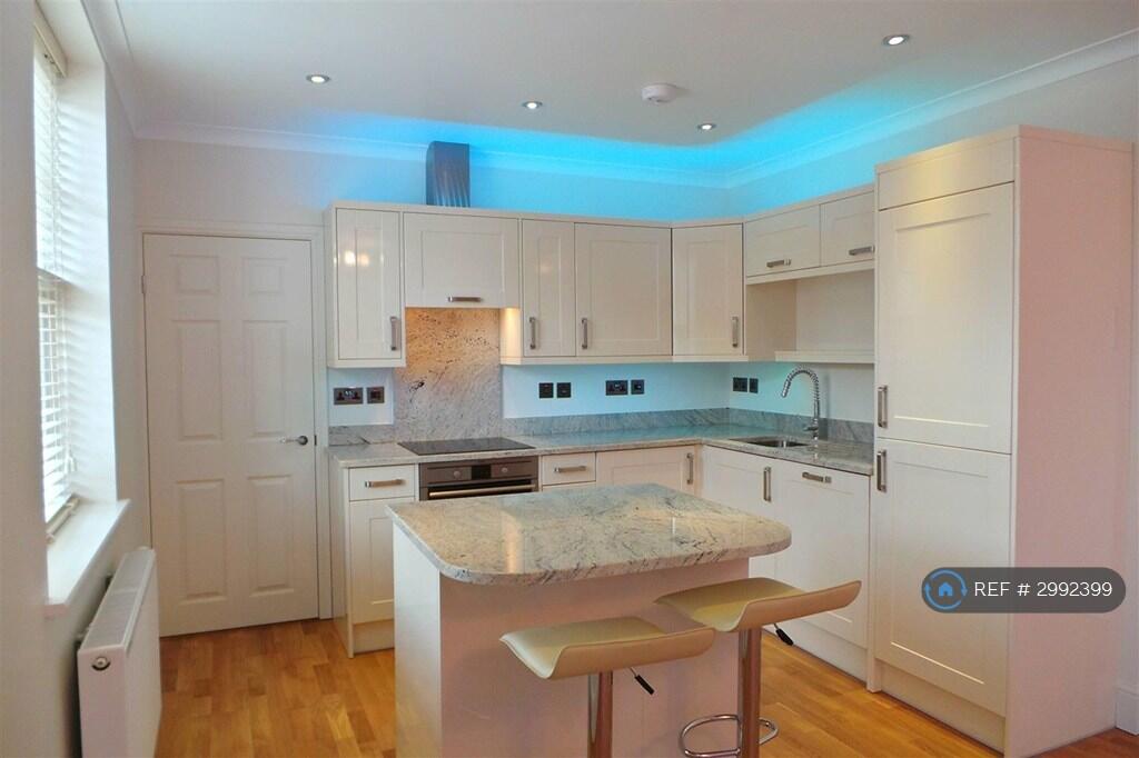 Main image of property: Pipewell Court, Rugby, CV22