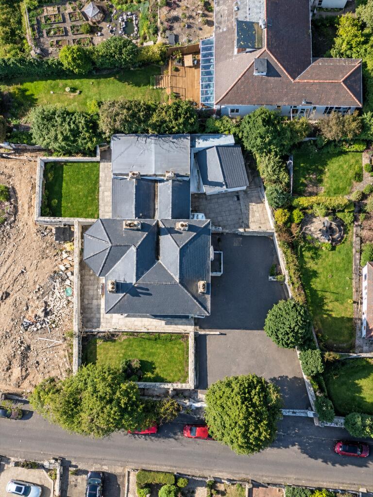 House in Torquay, Torbay - View 2