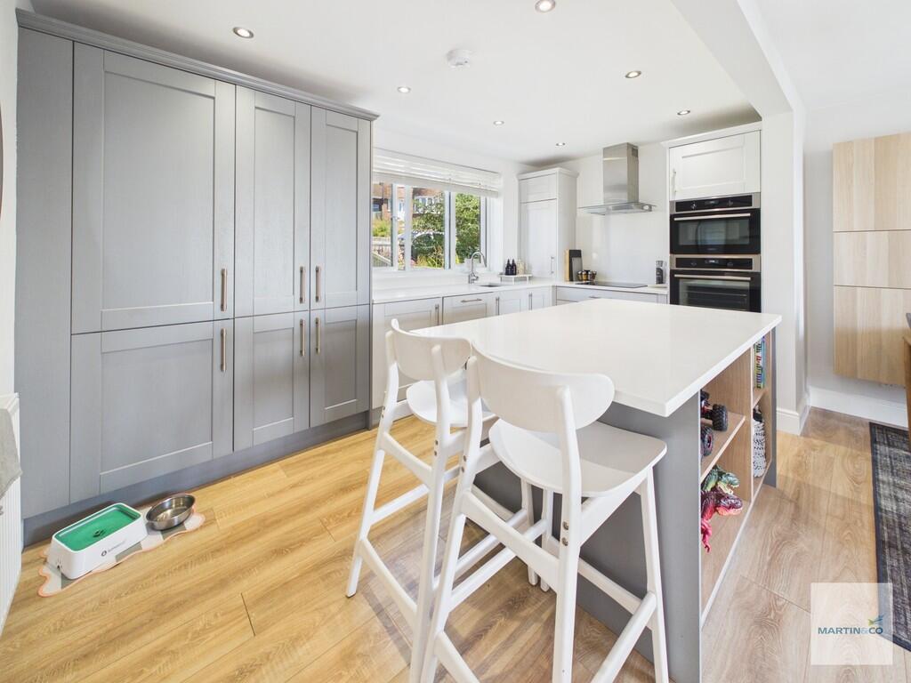Redland Drive, Chilwell - View 6